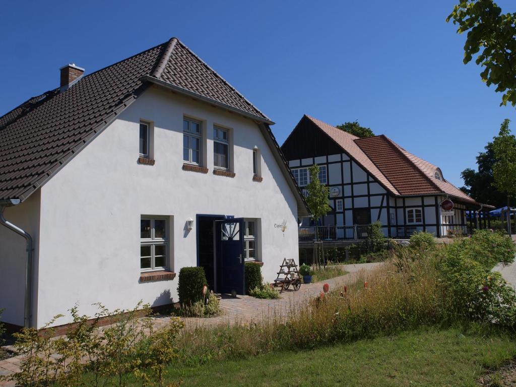 Feriendorf Alte Schmiede Aparthotel Mellenthin Exterior foto